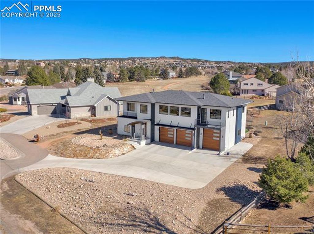 listing image 44