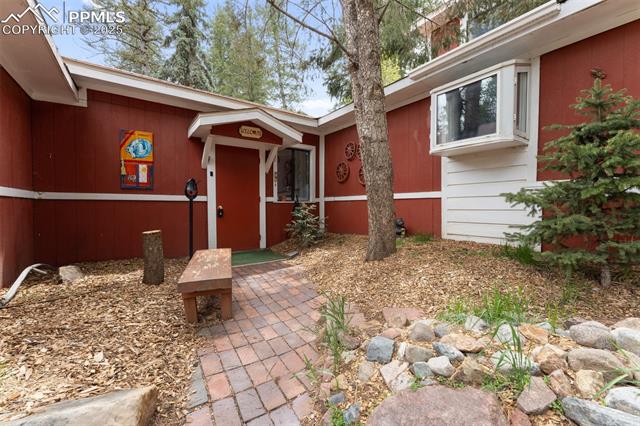 1200 S Woodland Avenue