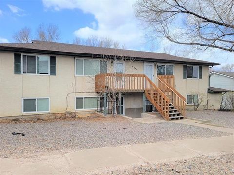 Photo of 1035 Magnolia Street #C, Colorado Springs, CO 80907 (MLS # R12272704)