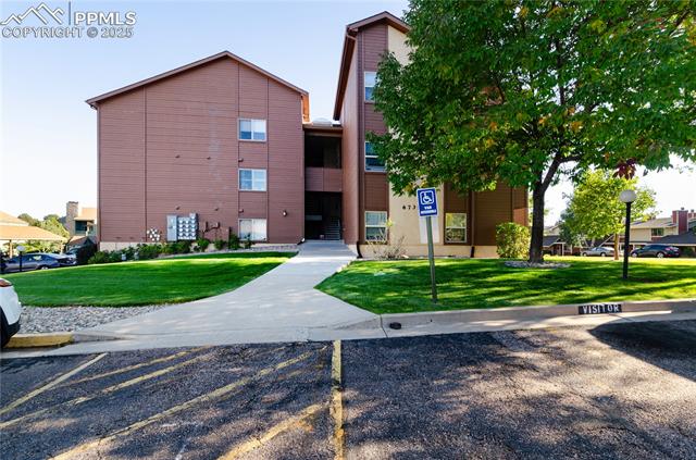 6735 Delmonico Drive 202