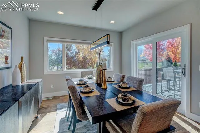 Colorado Springs, Colorado 80904, United States, 5 Bedrooms Bedrooms, ,3 BathroomsBathrooms,Residential,Pending,35686