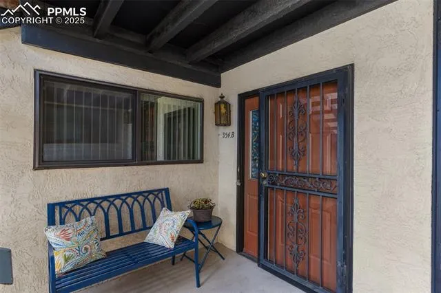 Colorado Springs, Colorado 80904, United States, 3 Bedrooms Bedrooms, ,2 BathroomsBathrooms,Residential,Pending,137296