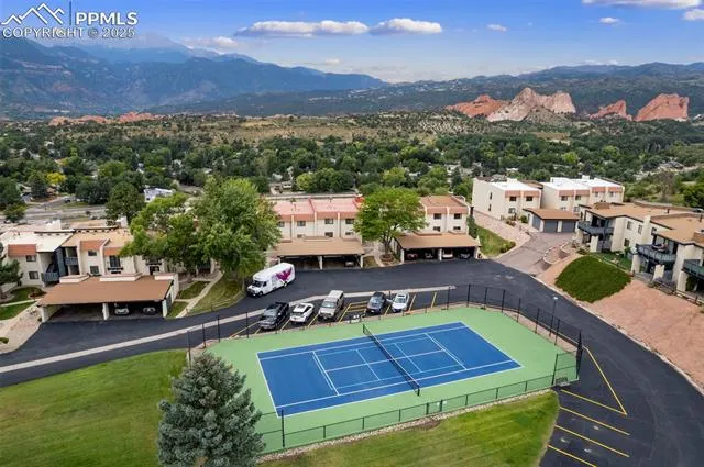 Colorado Springs, Colorado 80904, United States, 3 Bedrooms Bedrooms, ,2 BathroomsBathrooms,Residential,Pending,137296