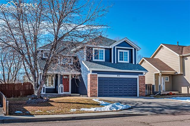 851 Legend Oak Drive