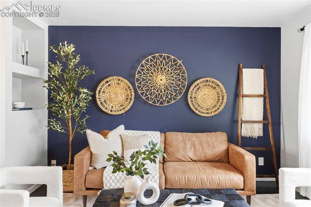 2939 N Institute Street