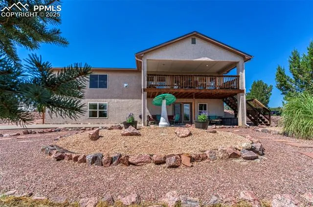 Canon City, Colorado 81212, United States, 5 Bedrooms Bedrooms, ,3 BathroomsBathrooms,Residential,Active,184600