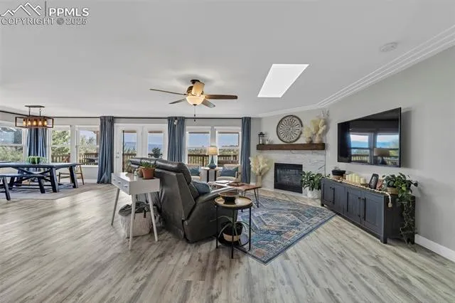 Canon City, Colorado 81212, United States, 5 Bedrooms Bedrooms, ,3 BathroomsBathrooms,Residential,Active,184600