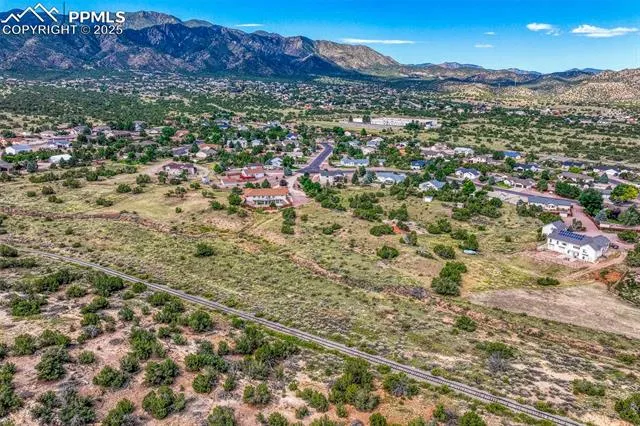 Canon City, Colorado 81212, United States, 5 Bedrooms Bedrooms, ,3 BathroomsBathrooms,Residential,Active,184600