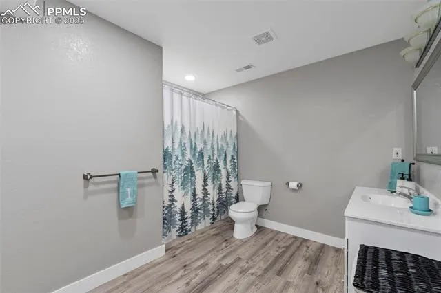 Canon City, Colorado 81212, United States, 5 Bedrooms Bedrooms, ,3 BathroomsBathrooms,Residential,Active,184600