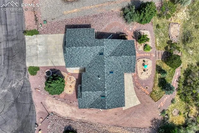 Canon City, Colorado 81212, United States, 5 Bedrooms Bedrooms, ,3 BathroomsBathrooms,Residential,Active,184600