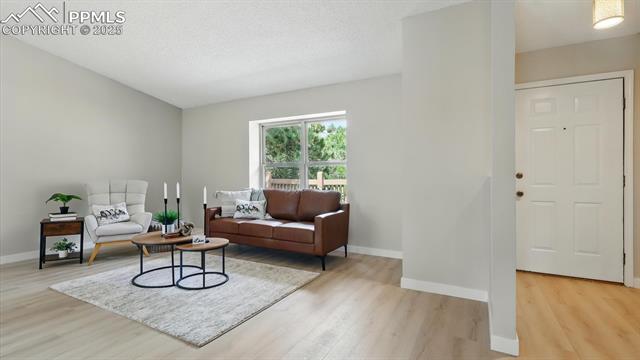 959 N Pulpit Rock Circle