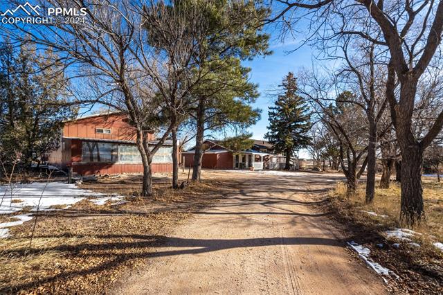 7615 Maverick Road