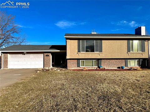 Photo of 110 Encino Drive, Pueblo, CO 81005 (MLS # 5292513)