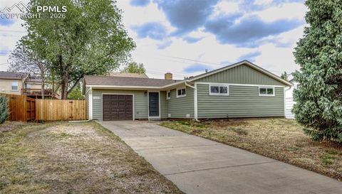 Photo of 1005 Evergreen Drive, Colorado Springs, CO 80911 (MLS # 8263113)