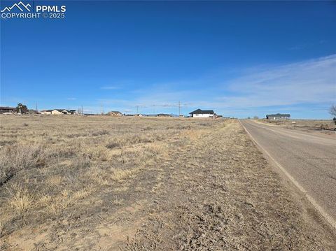 Photo of 1483 N Gantts Fort Avenue, Pueblo, CO 81007 (MLS # 6647466) Photo of 1483 N Gantts Fort Avenue, Pueblo, CO 81007 (MLS # 6647466)