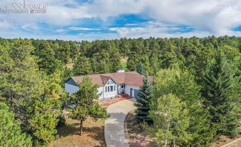 Photo of 310 Tam O Shanter Way, Monument, CO 80132 (MLS # 2632245)