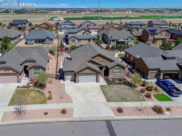 8570 Meadow Wing Circle