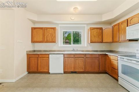 Tiny photo for 2225 Stepping Stones Way #F, Colorado Springs, CO 80904 (MLS # 9294108)