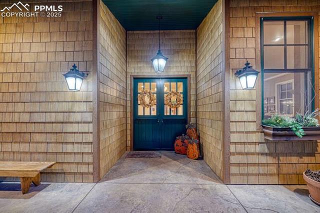 1810 Brantfeather Grove