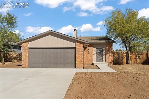 Photo of 4750 Endicott Drive, Colorado Springs, CO 80916 (MLS # 7827528) Photo of 4750 Endicott Drive, Colorado Springs, CO 80916 (MLS # 7827528)