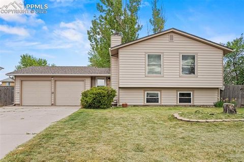 7515 Vineland Trail Colorado Springs CO 80911
