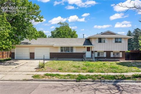 Photo of 2712 Arlington Drive, Colorado Springs, CO 80910 (MLS # 4758984)