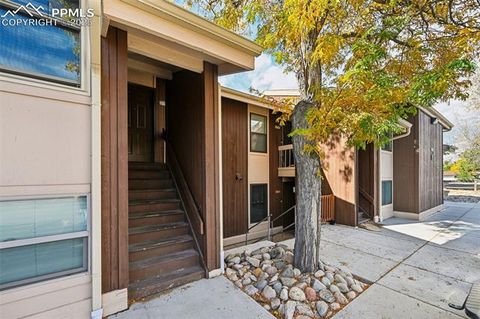 Photo of 4225 N Carefree Circle #B, Colorado Springs, CO 80917 (MLS # 8325955) Photo of 4225 N Carefree Circle #B, Colorado Springs, CO 80917 (MLS # 8325955)