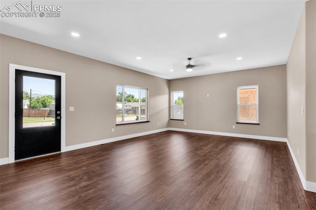 3010 Grandview Avenue