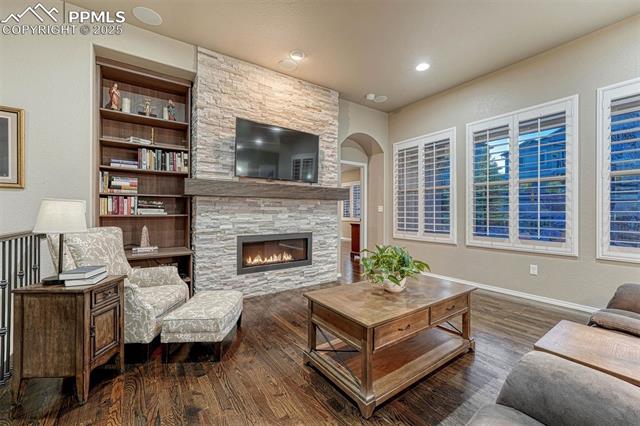3242 Waterfront Drive