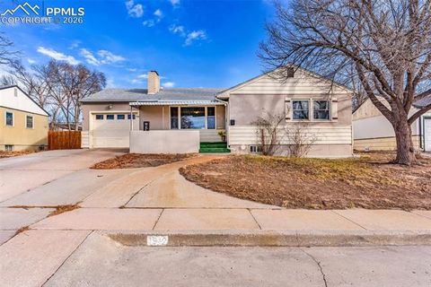 Photo of 1512 Saratoga Road, Pueblo, CO 81001 (MLS # 5553061)