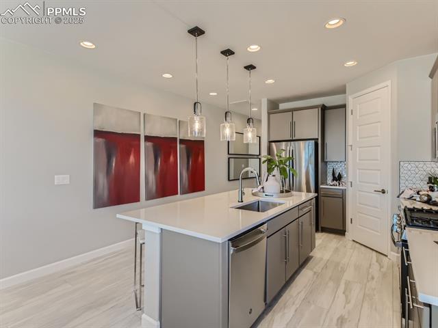 5657 Mammoth Lane
