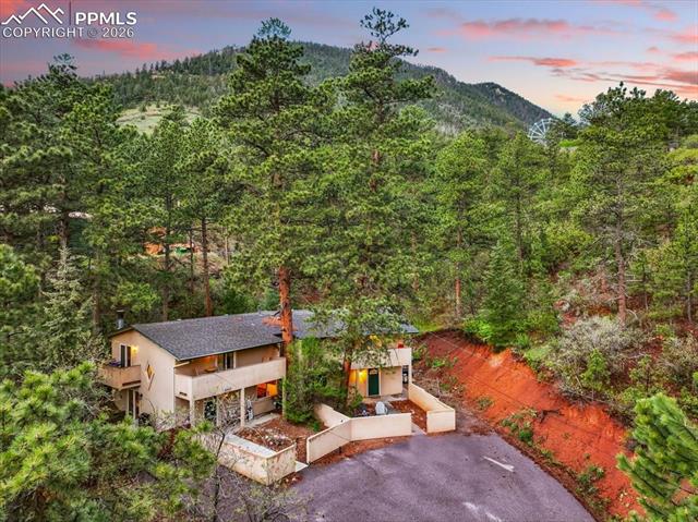 4840-4860 Pikes Peak Highway