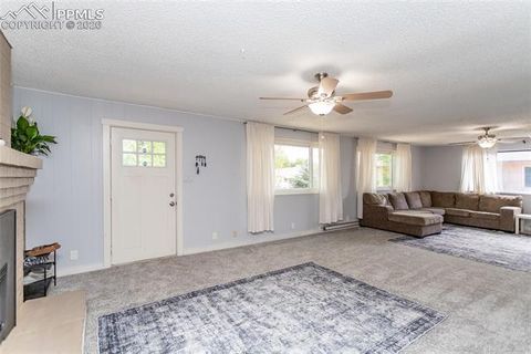 Tiny photo for 237 Del Rey Avenue, Canon City, CO 81212 (MLS # 3901146)