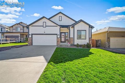 Photo of 2255 Green Grass Court, Colorado Springs, CO 80915 (MLS # 5613939) Photo of 2255 Green Grass Court, Colorado Springs, CO 80915 (MLS # 5613939)