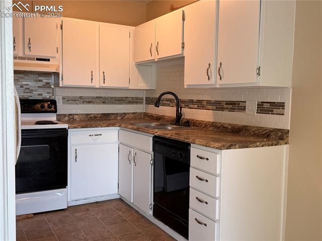 3005 E Fountain Boulevard