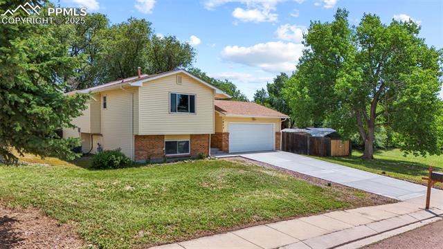1825 Moran Court