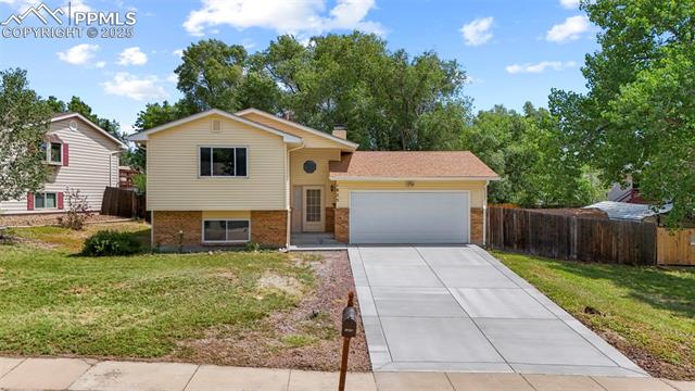 1825 Moran Court