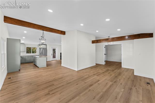 2560 Black Diamond Terrace