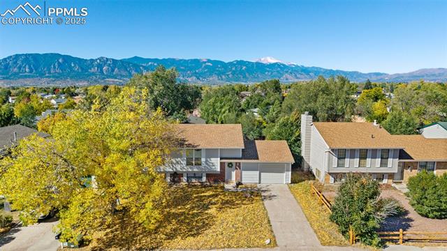 2922 Dickens Drive