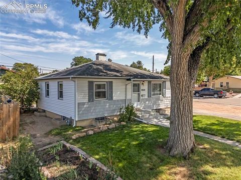 Photo of 2001 W 32nd Street, Pueblo, CO 81006 (MLS # 3665213)