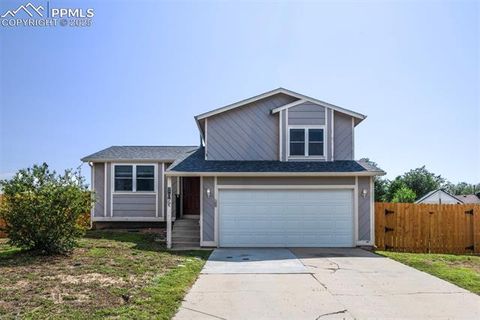 Photo of 109 Blossom Field Court, Fountain, CO 80817 (MLS # 4132924) Photo of 109 Blossom Field Court, Fountain, CO 80817 (MLS # 4132924)
