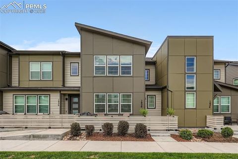 Photo of 1830 Rose Quartz Heights, Colorado Springs, CO 80908 (MLS # 9305897)