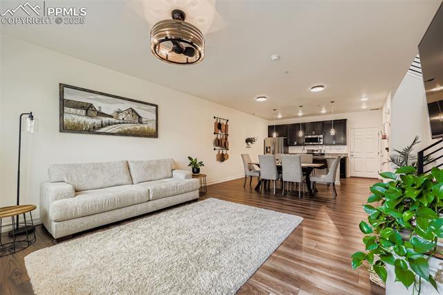 1830 Rose Quartz Heights