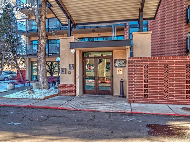 417 E Kiowa Street 1204