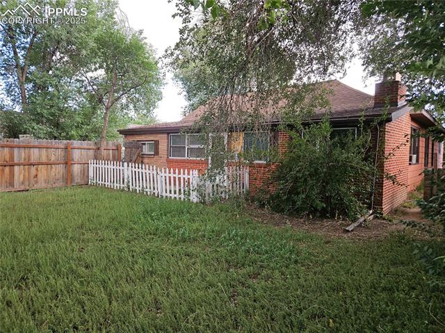 2423 E St Vrain Street