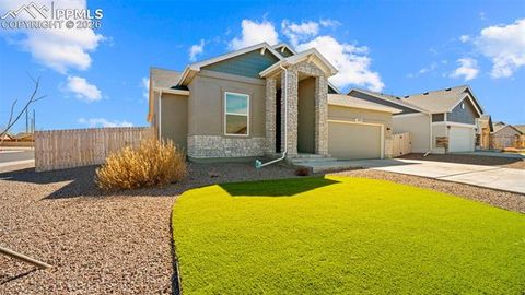 2402 Sunrise Lane Pueblo CO 81008