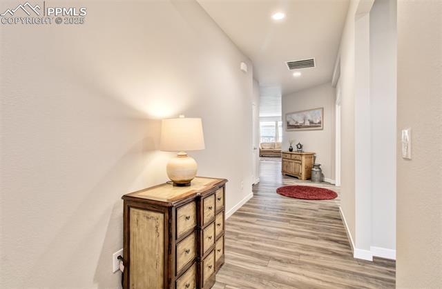 6374 Syre Point