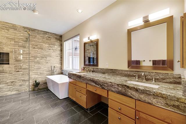 2528 Willow Glen Drive