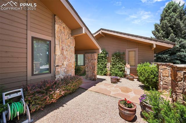 1250 Hill Circle
