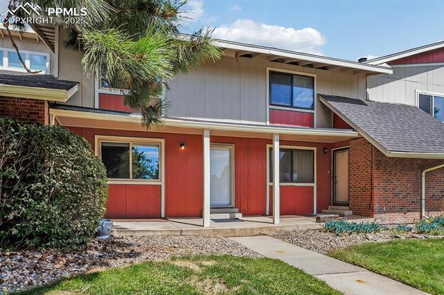 392 W Rockrimmon Boulevard B